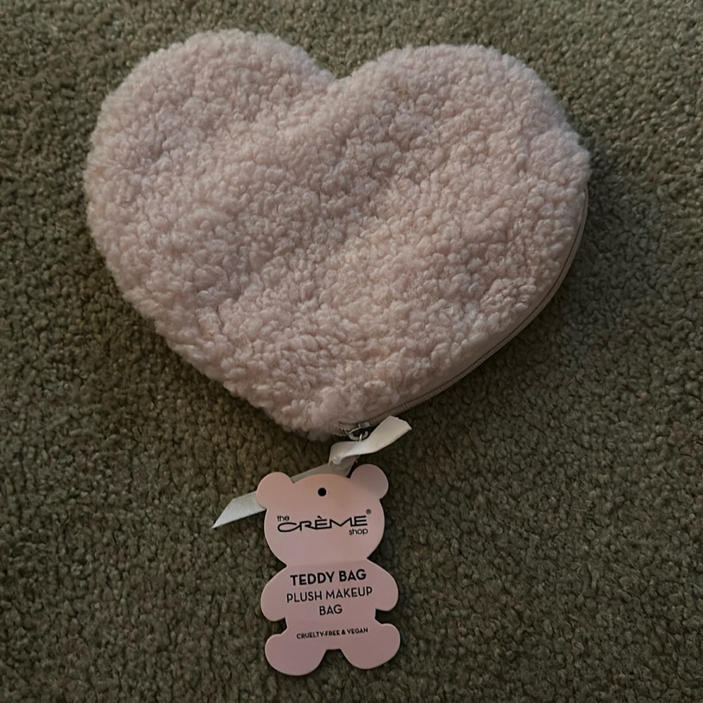 Makeup bag